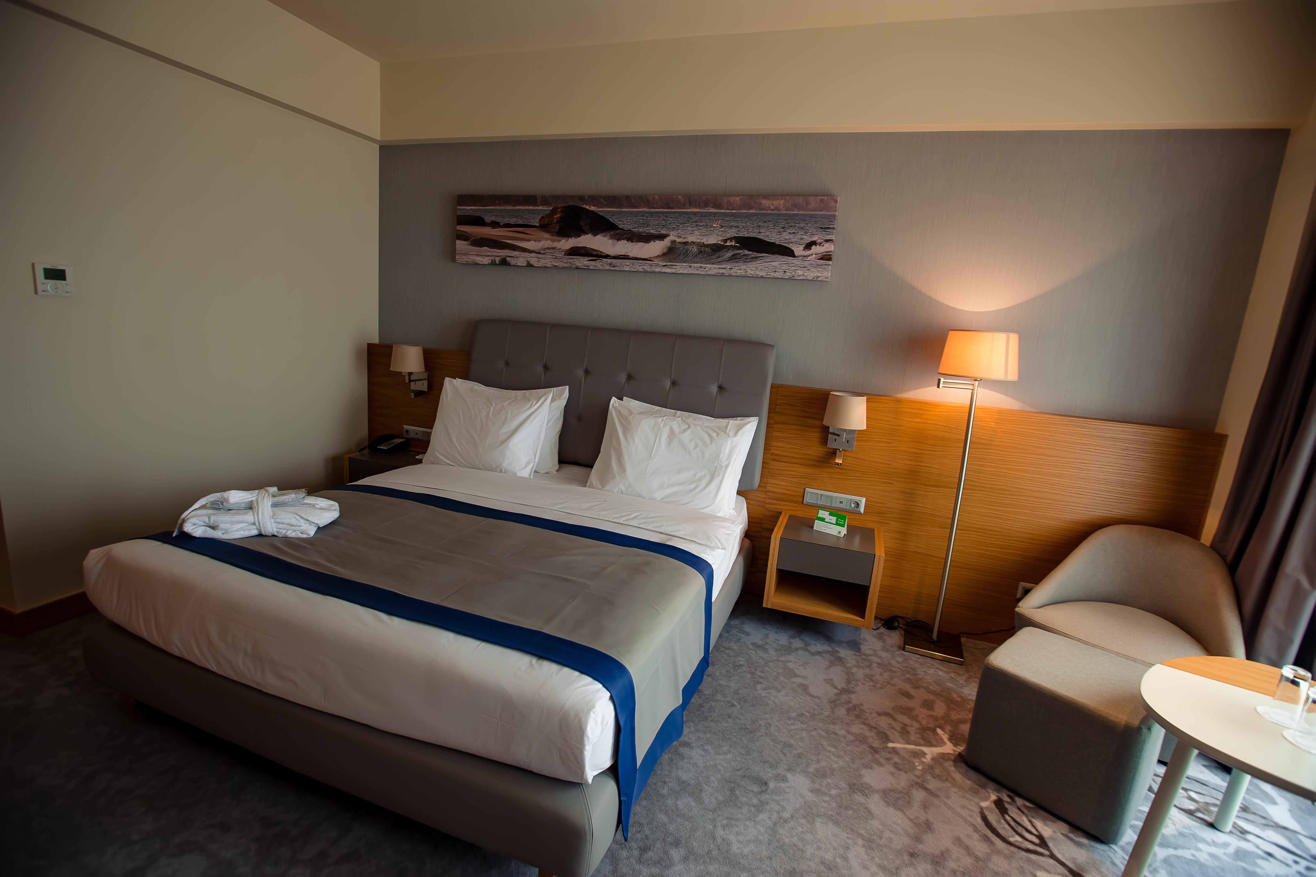 Holiday Inn - Aktau - Seaside By Ihg Экстерьер фото