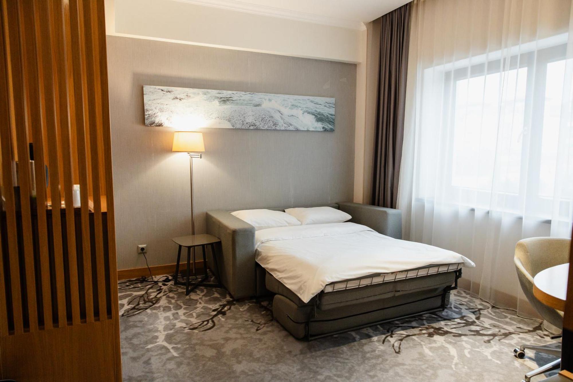 Holiday Inn - Aktau - Seaside By Ihg Экстерьер фото